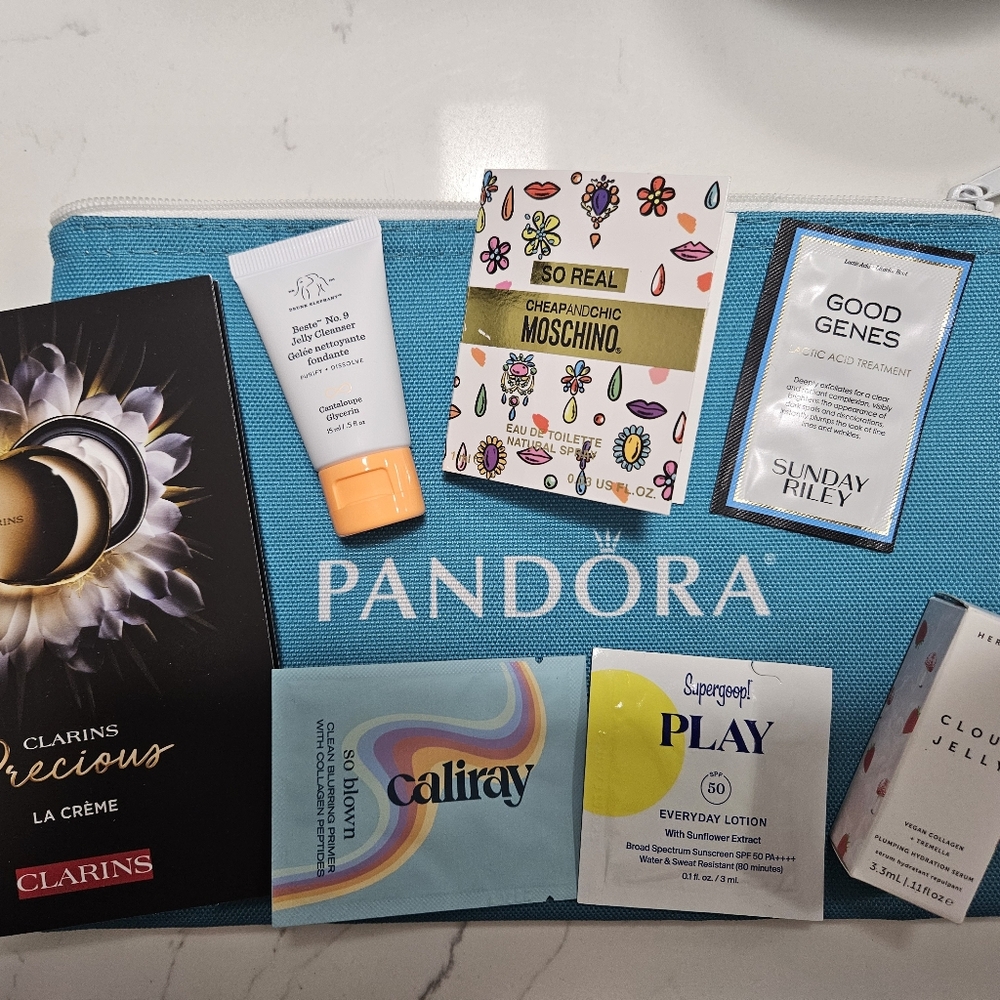 Pandora Jewelery Travel Bag with Assorted Cosmetic/Beauty Samples Set Bundle